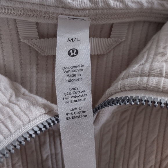 New Lululemon Textured Cropped Jacket Size M/L - Picture 12 of 14